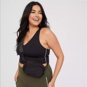 NWOT aerie black sports bra